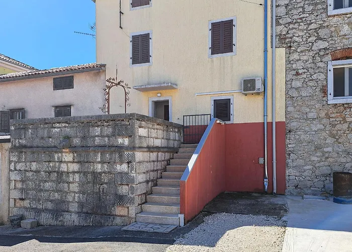 Mirjana By Interhome Feriehus Vrznaveri